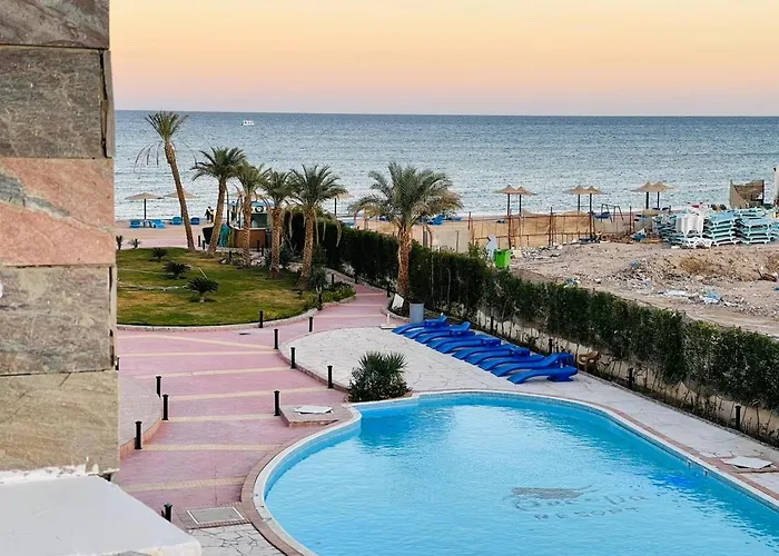 Apartahotel Cecelia Challet 3*