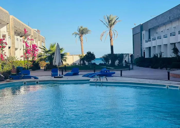Cecelia Challet Apartahotel 3*