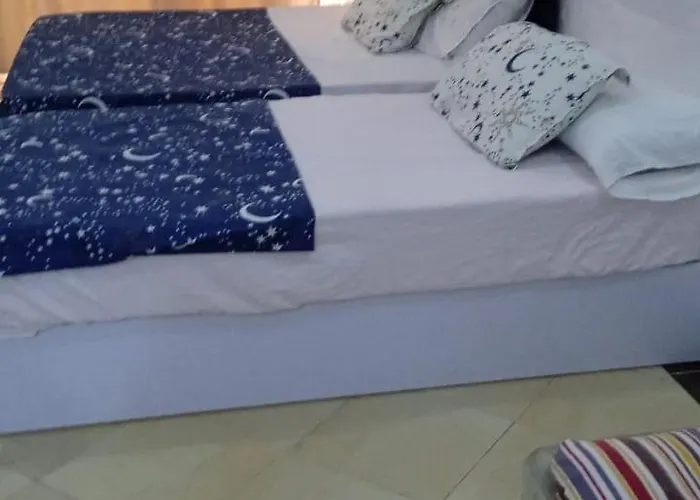 Apartahotel Cecelia Challet 3*