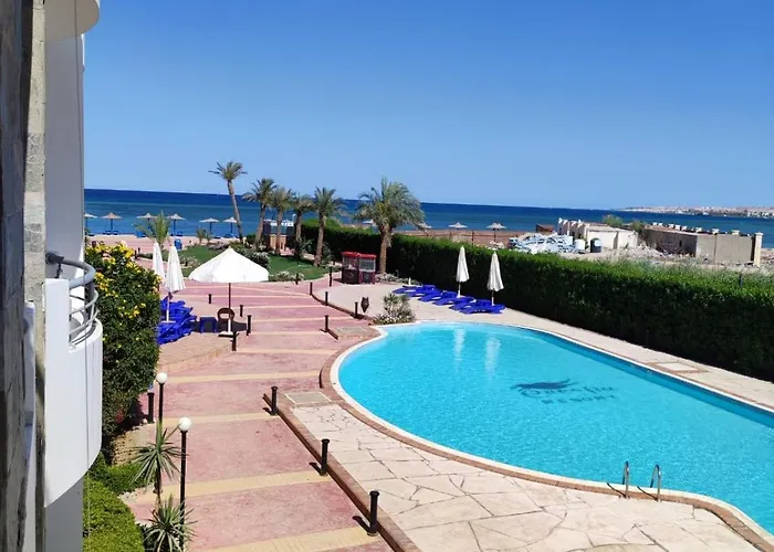 Cecelia Challet 3* Hurghada